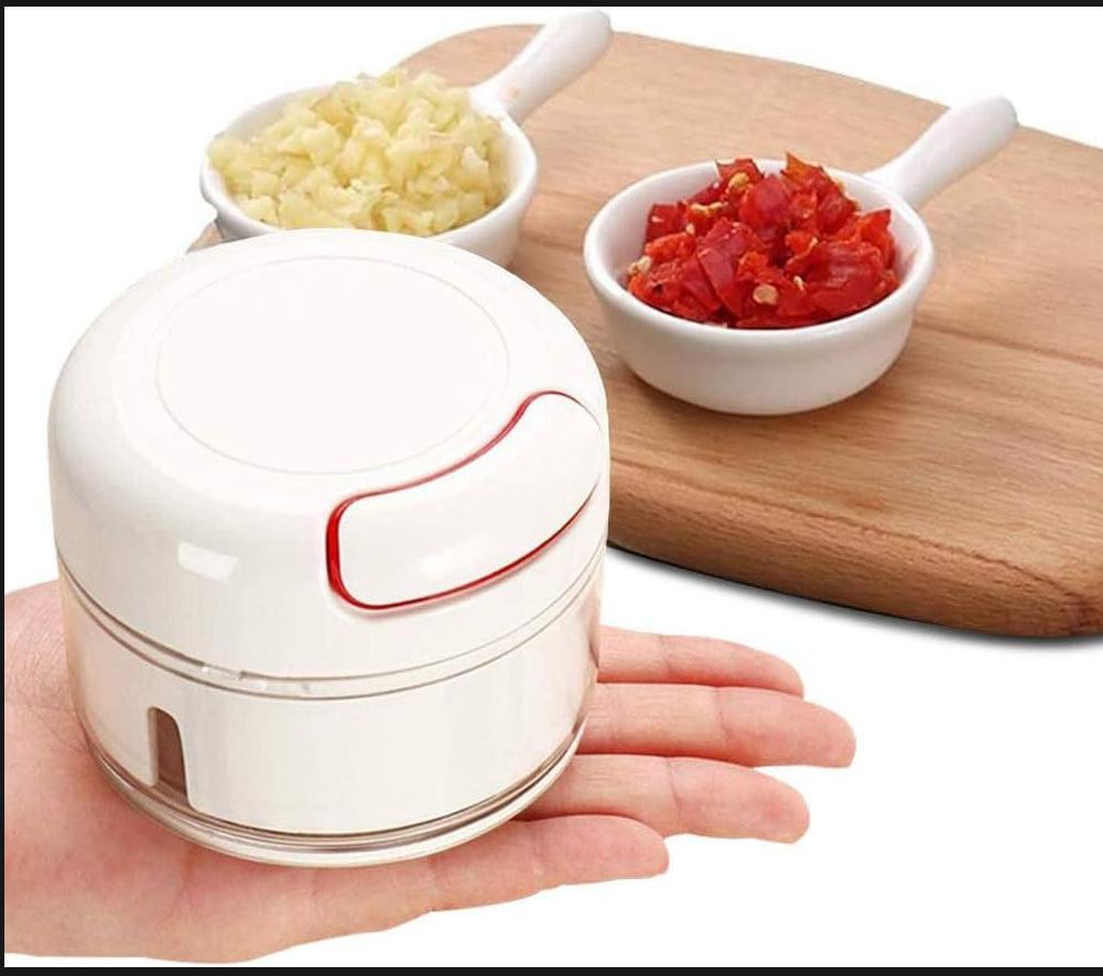 "Affordable Manual Grinder Machine for Everyday Cooking